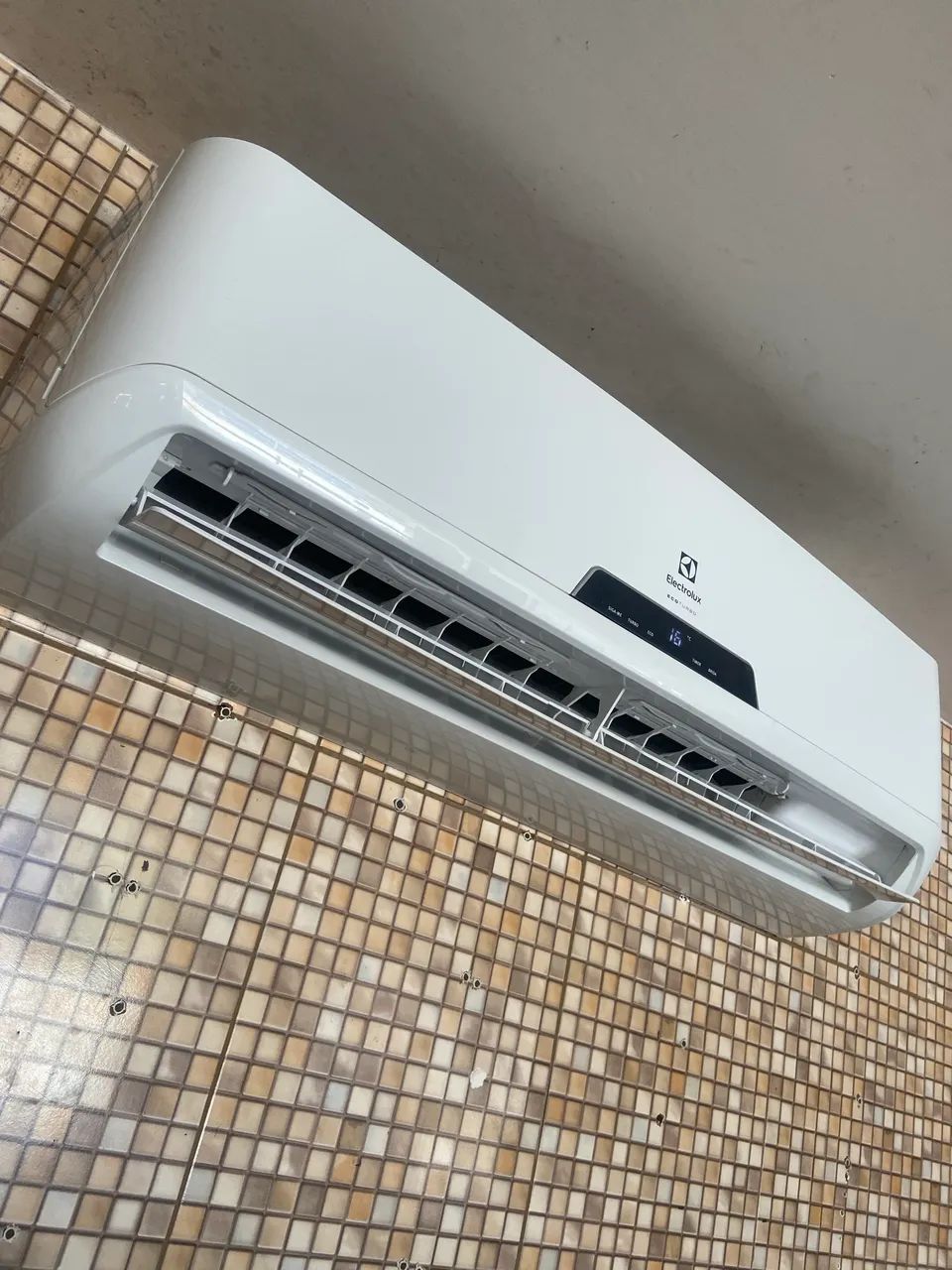Ar-condicionado Electrolux 18mil BTUs - Foto 2