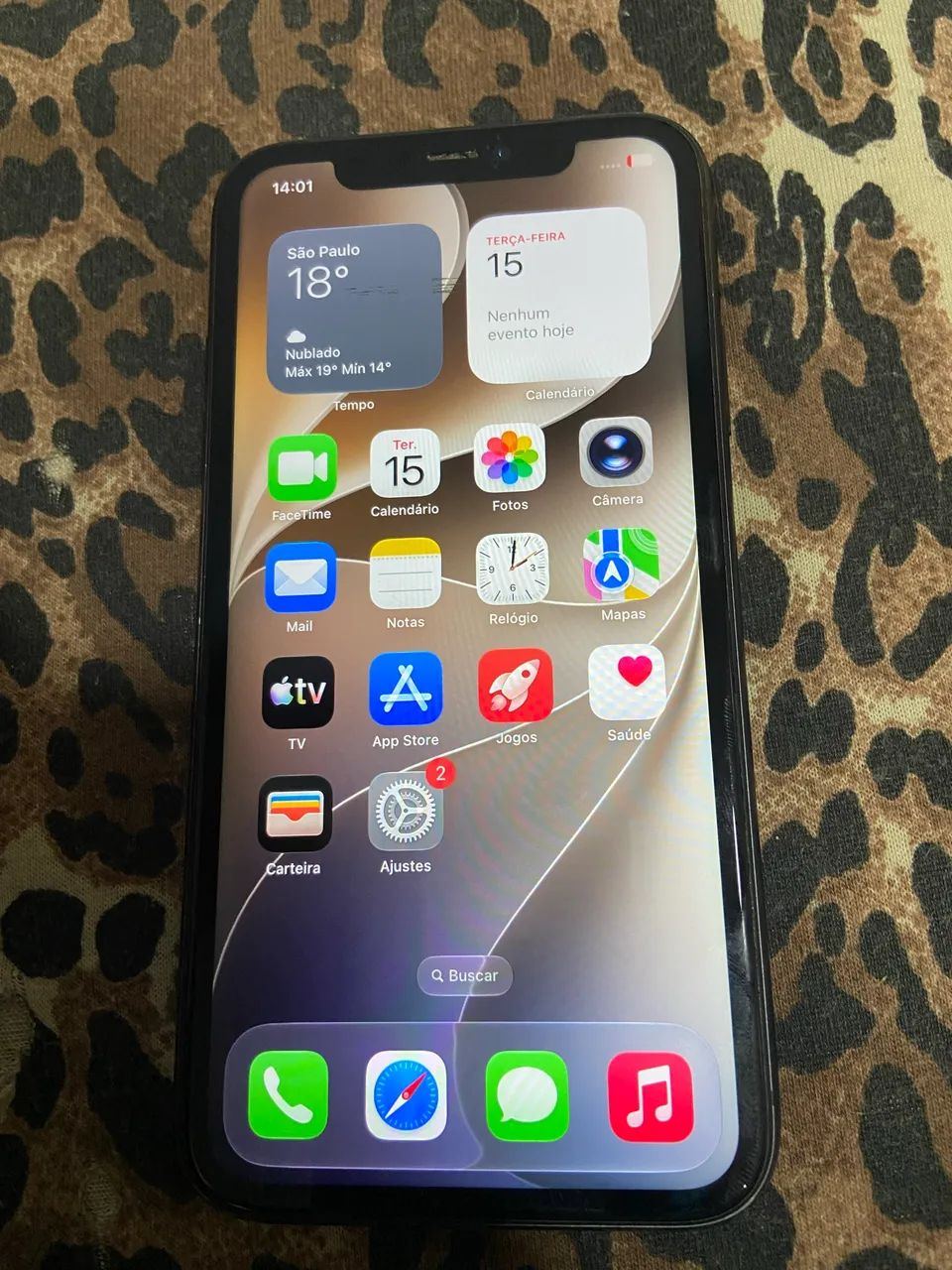 iPhone 13 Pro, $2.200