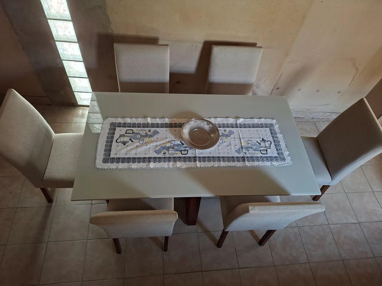 Mesa com 6 cadeiras - Foto 5