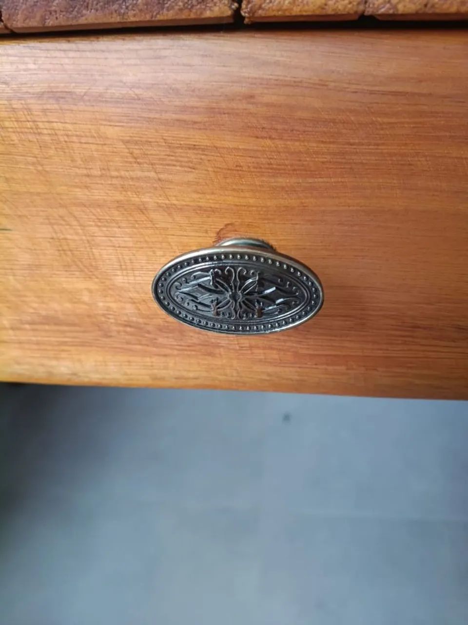 Conjunto Mesa Rústica com Banco + Banqueta De Madeira Maciça  - Foto 3