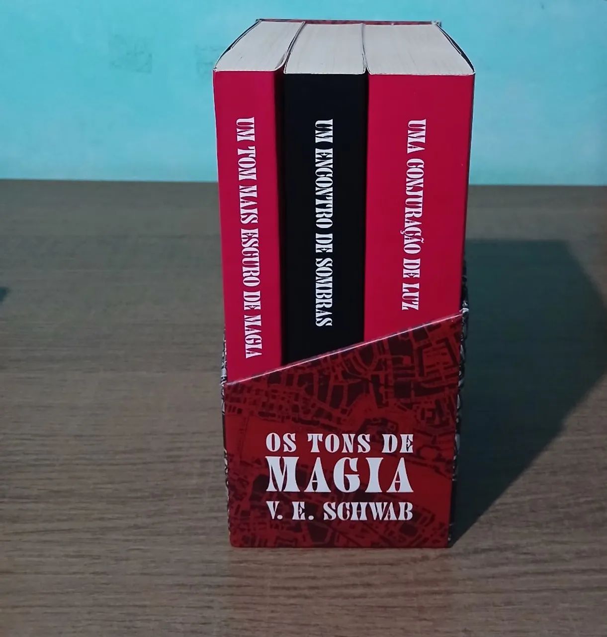 Kit livros Box os tons de magia + cards. - Foto 2