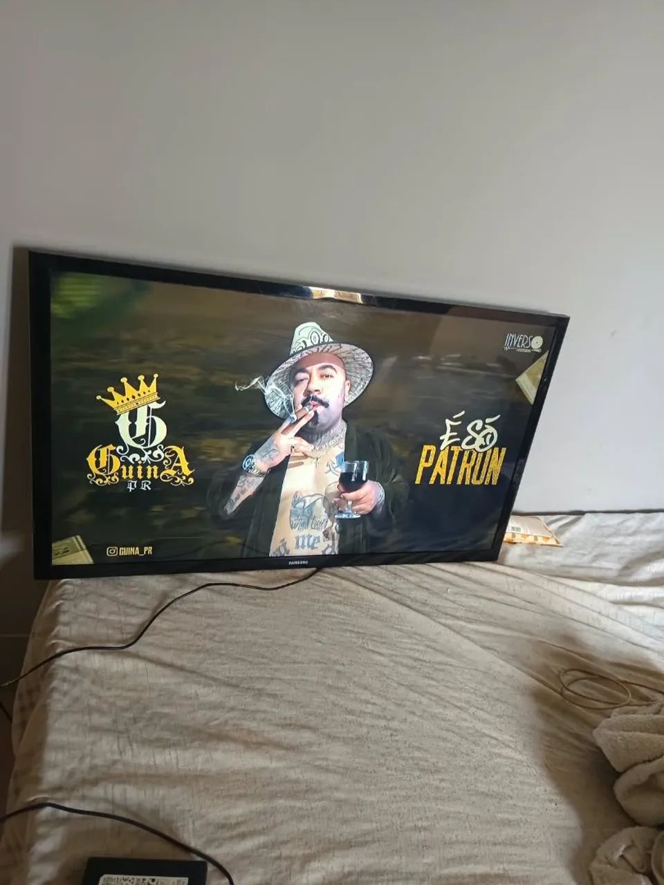 Vendo televisão 32 smartv  - Foto 2