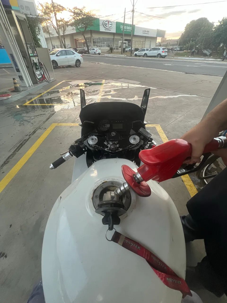 COMET 650 R 2011 - Foto 2