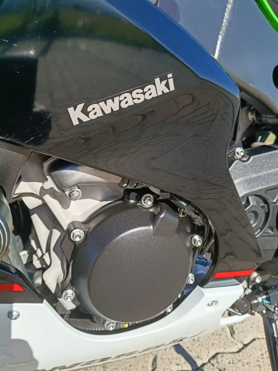 Motos Kawasaki Ninja Zx-10/ Zx-10r 1000cc 2022 no Brasil