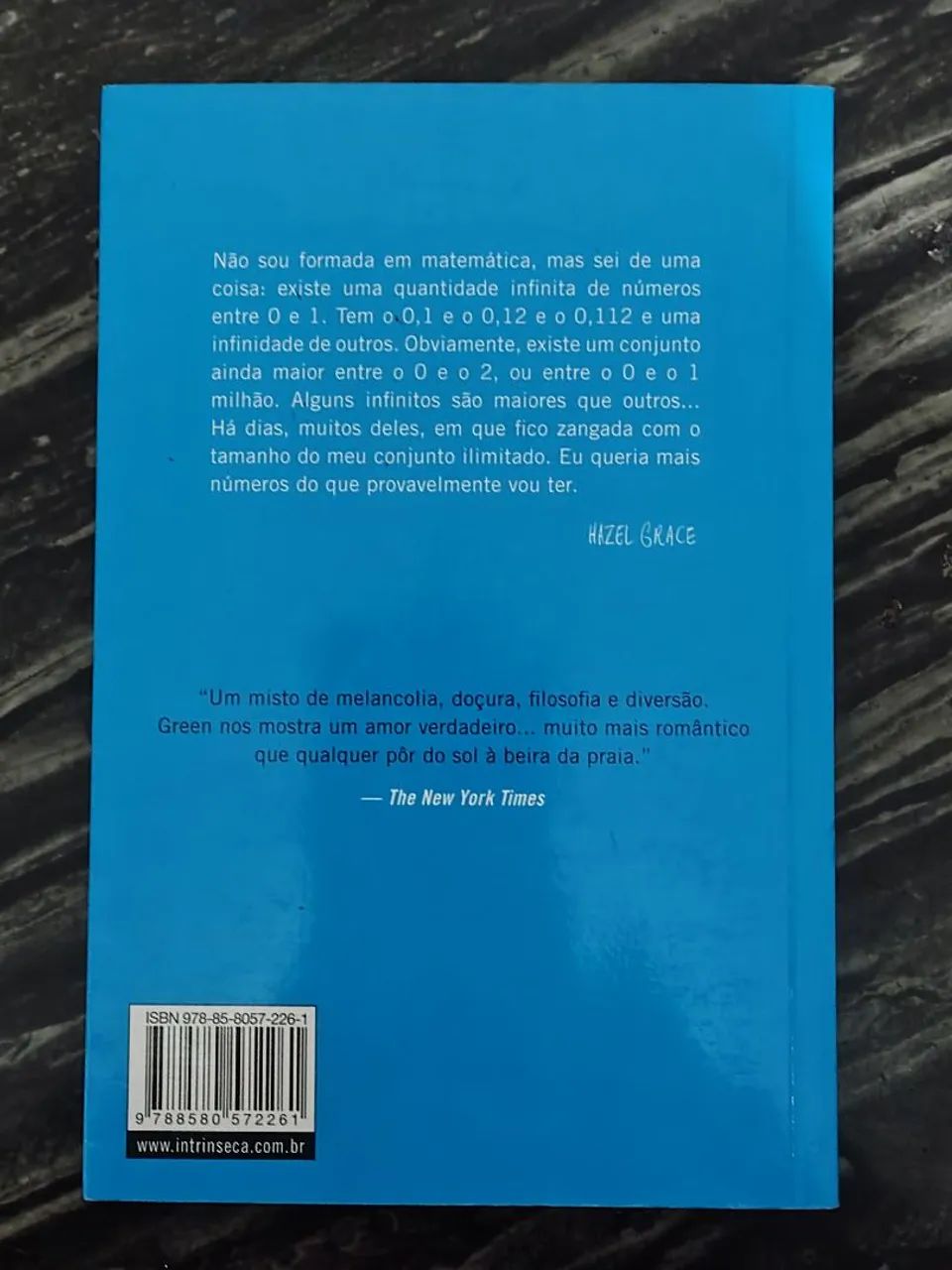 A Culpa é das Estrelas - John Green - Foto 2