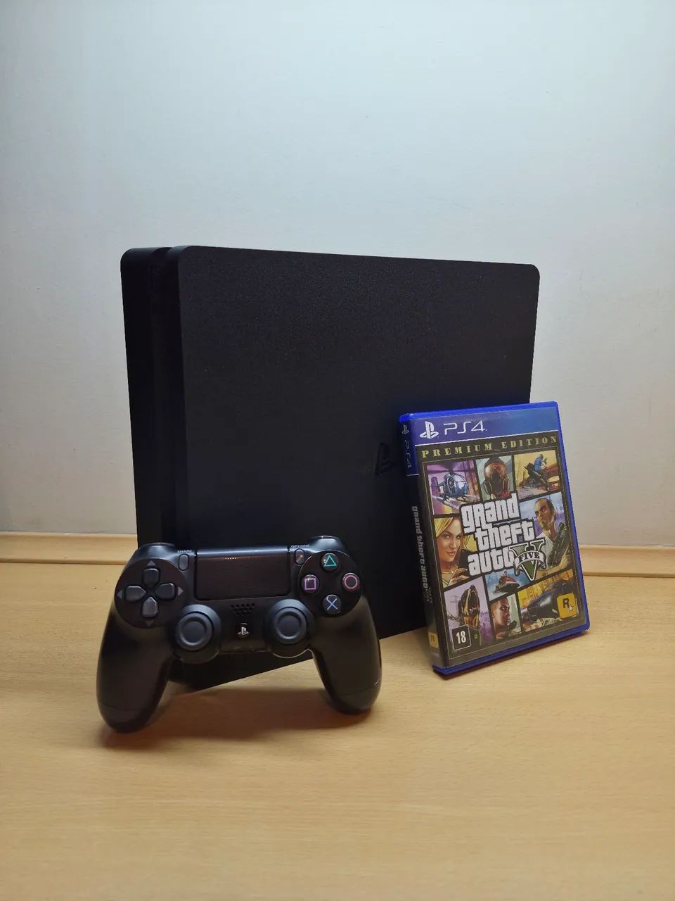PS4 SLIM 1 TB