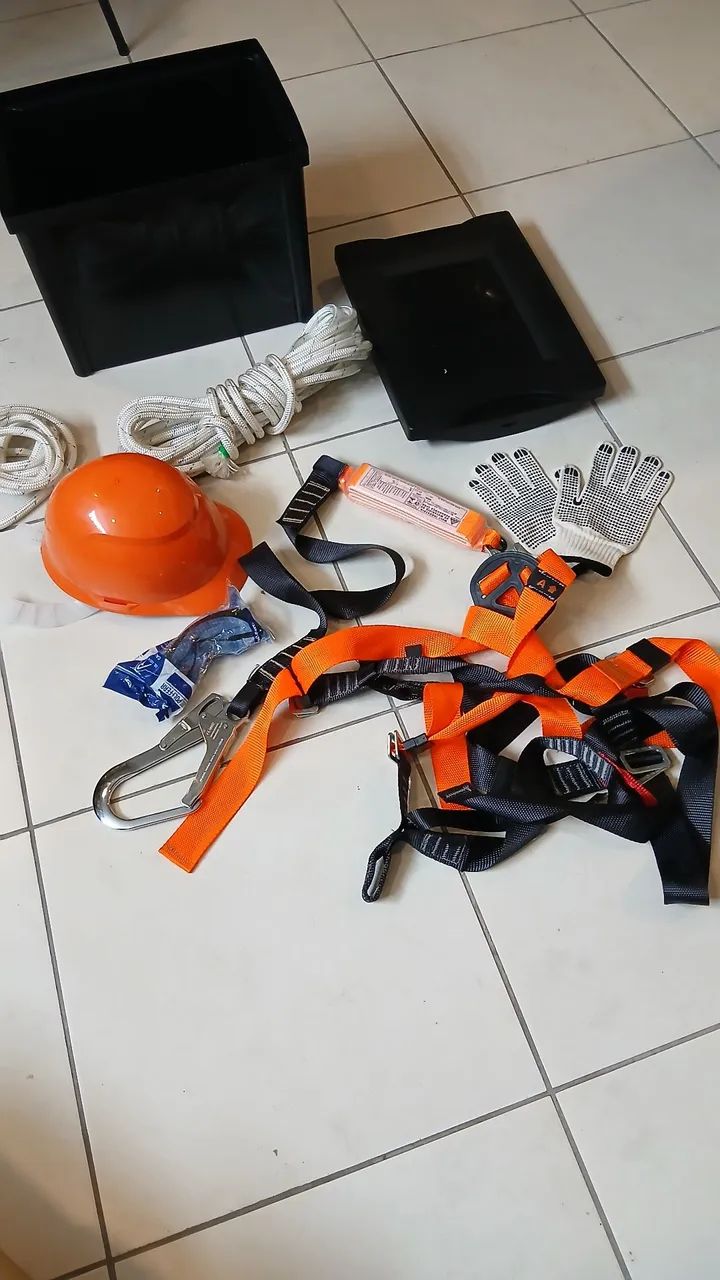 Kit de equipamento de proteção individual (EPI) para trabalho em altura - Foto 2