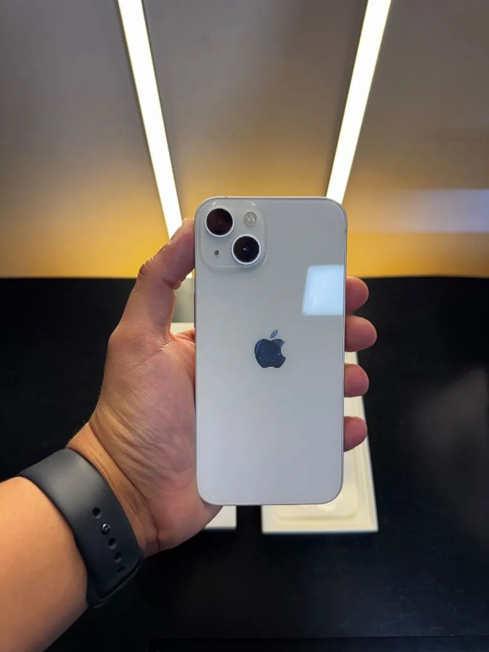 iPhone 13 Apple 128GB Branco (Cor Estelar) - Impecável e Alta Performance - Foto 2