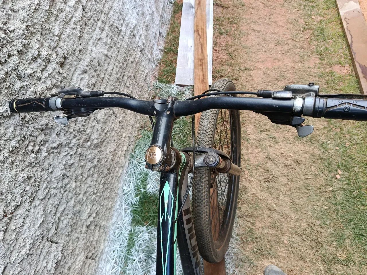 Vende-se bicicleta aro 29 - Foto 2