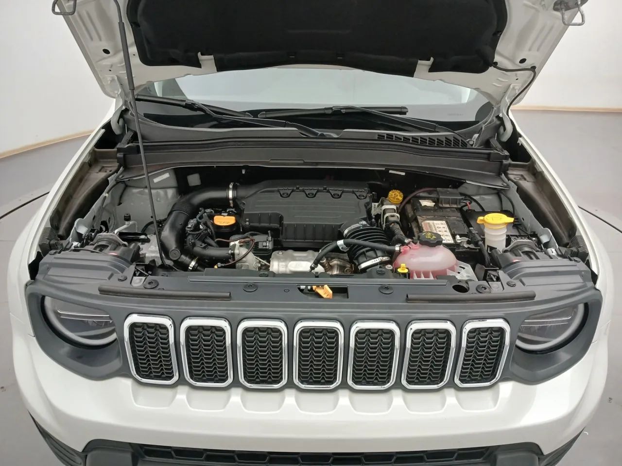 Jeep Renegade Long. T270 1.3 TB 4x2 Flex Aut., foto 7 de 9