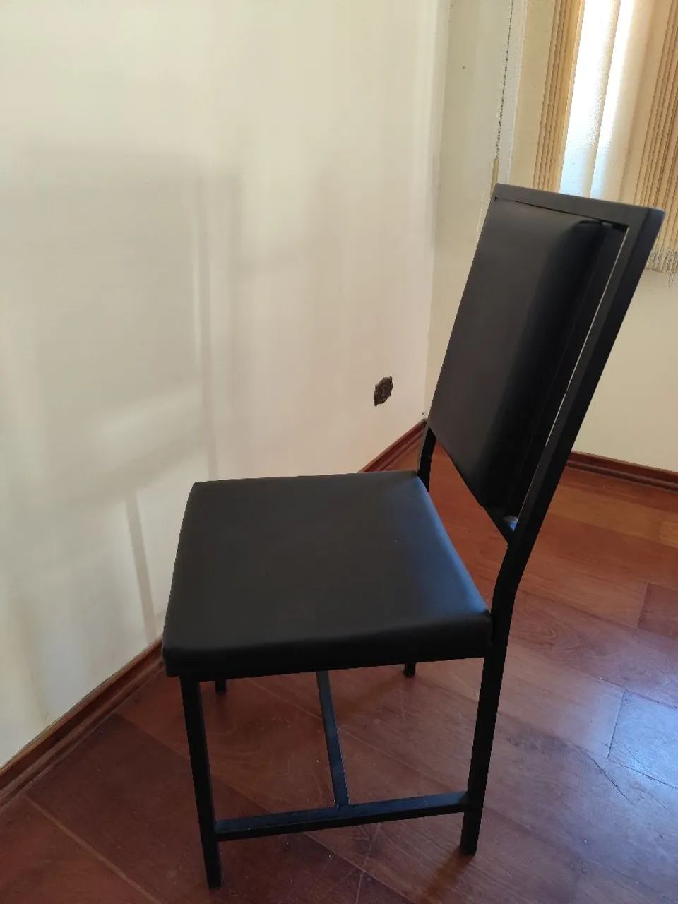 Cadeiras modernas de jantar 6 - Foto 2