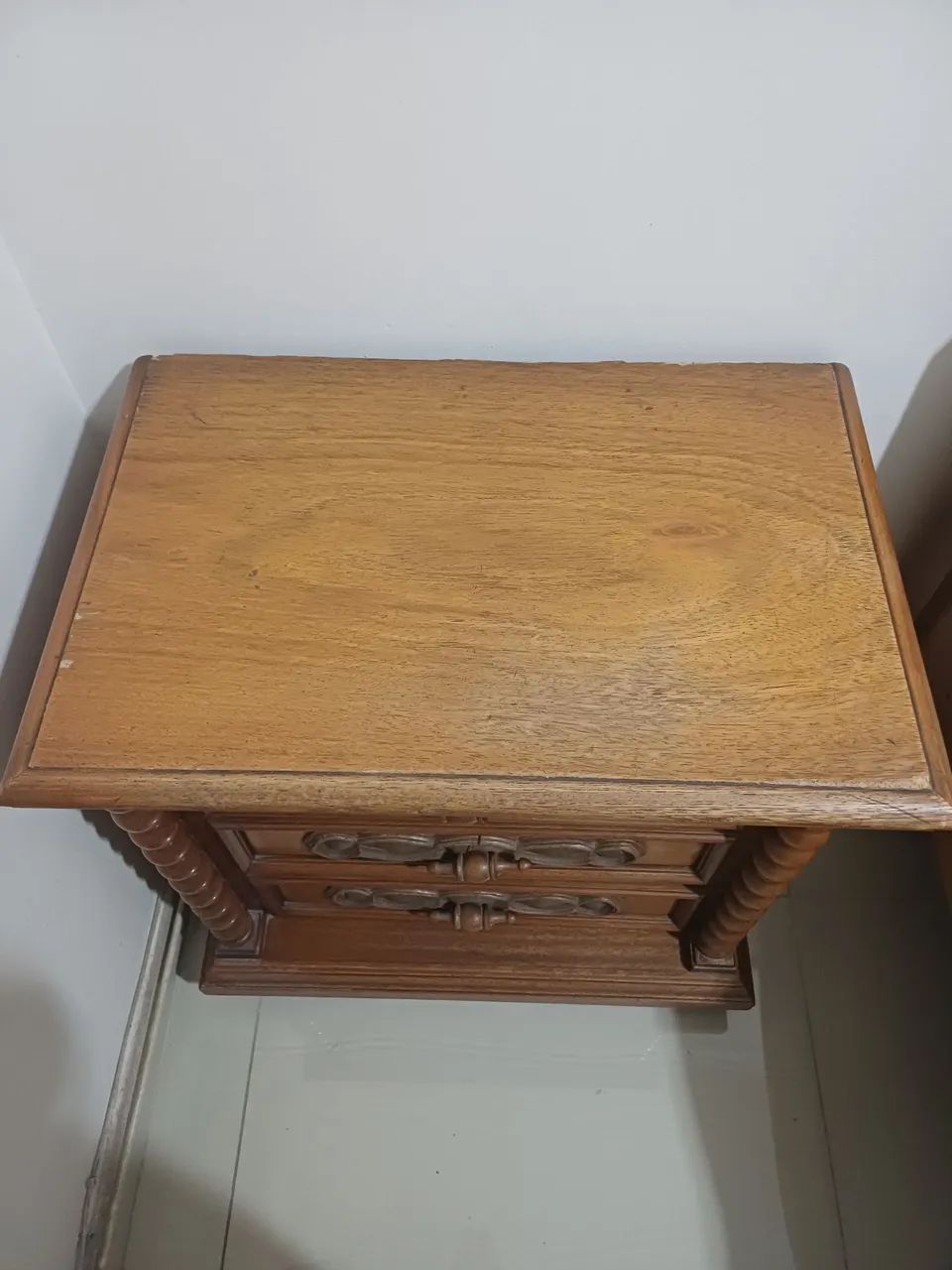 Conjunto Quarto King Madeira Maciça Cerejeira - Estilo Colonial - Foto 4