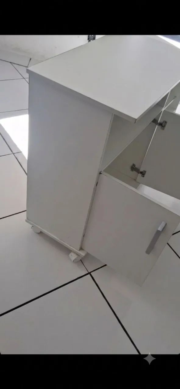 Armário de cozinha com rodinhas, conservado - Foto 2