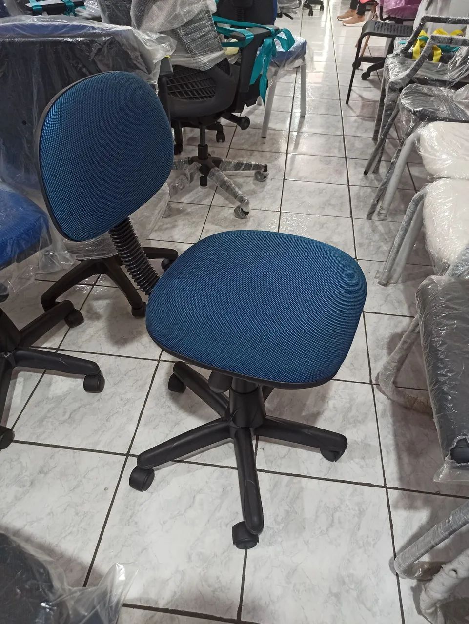 Cadeira giratória  - Foto 3