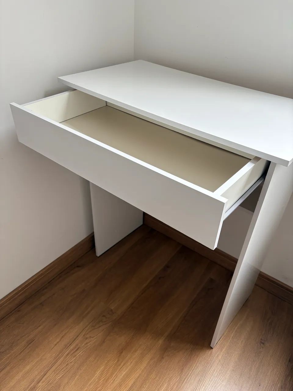 Mesa de estudos + cadeira - Foto 2