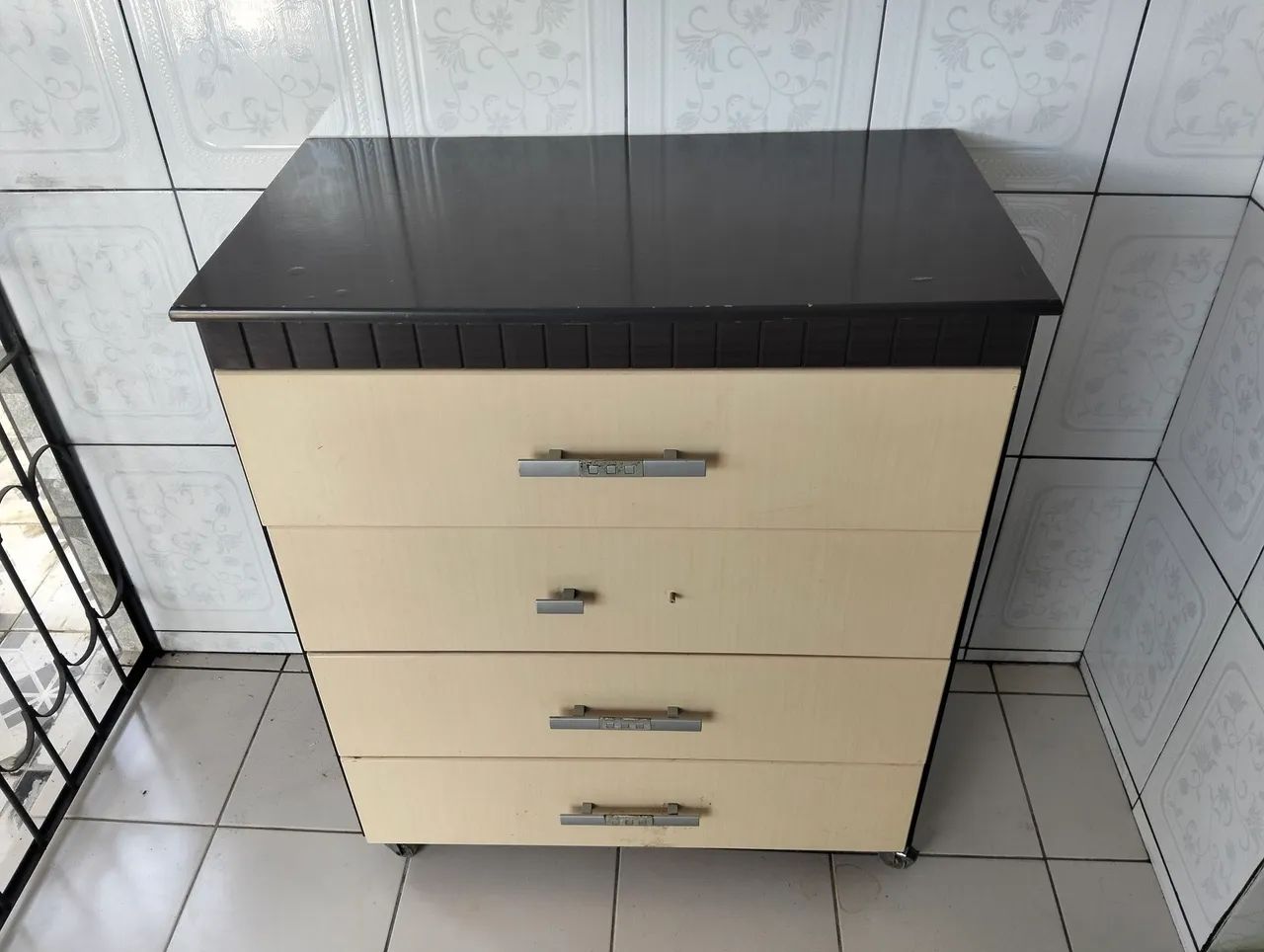 Uma cômoda