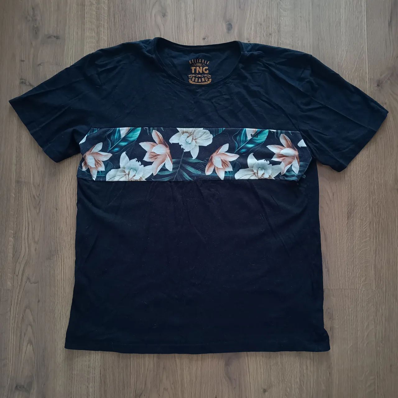Camiseta GG masculina preta Blusa Camisa