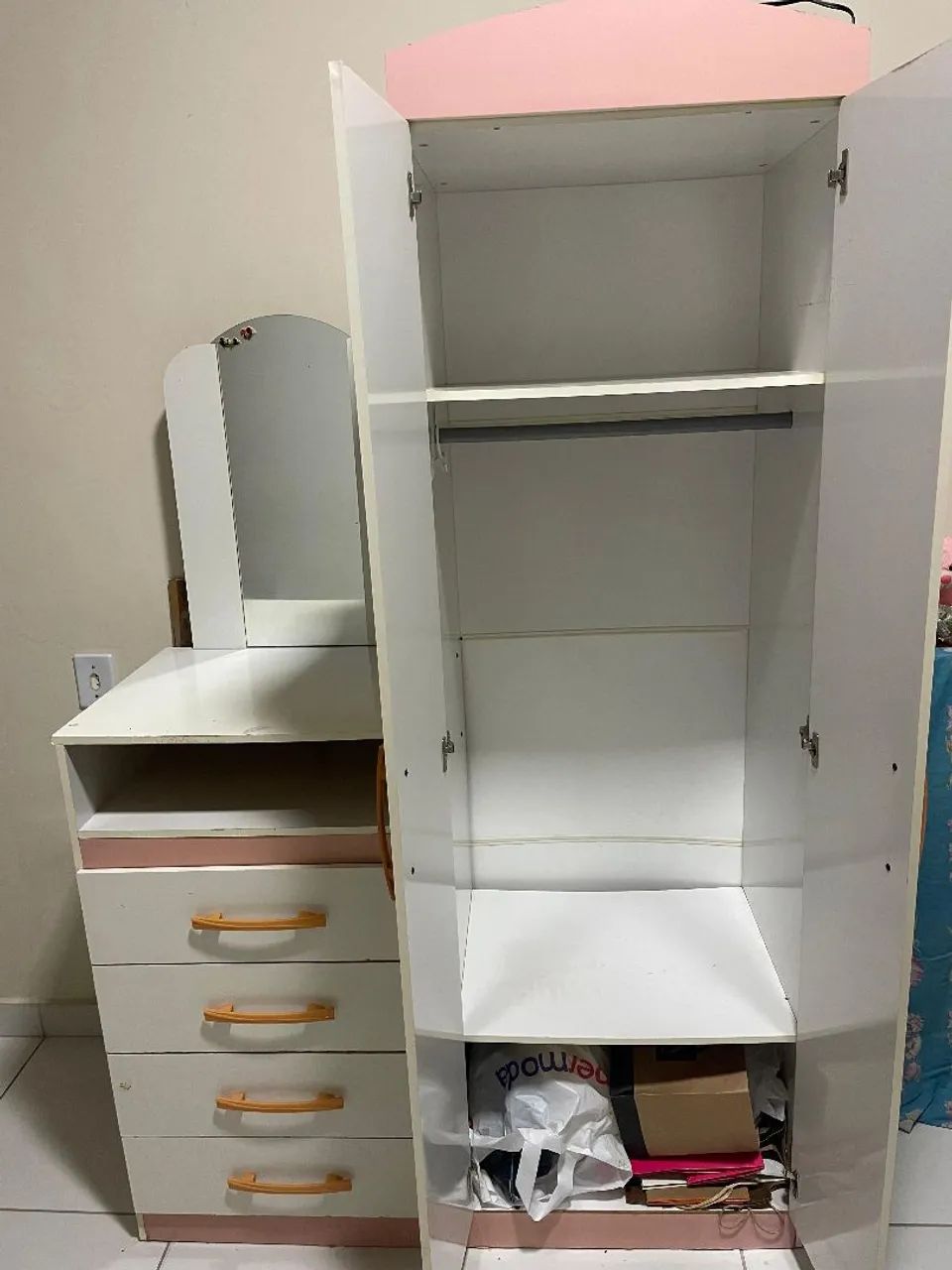 Guarda roupa usado