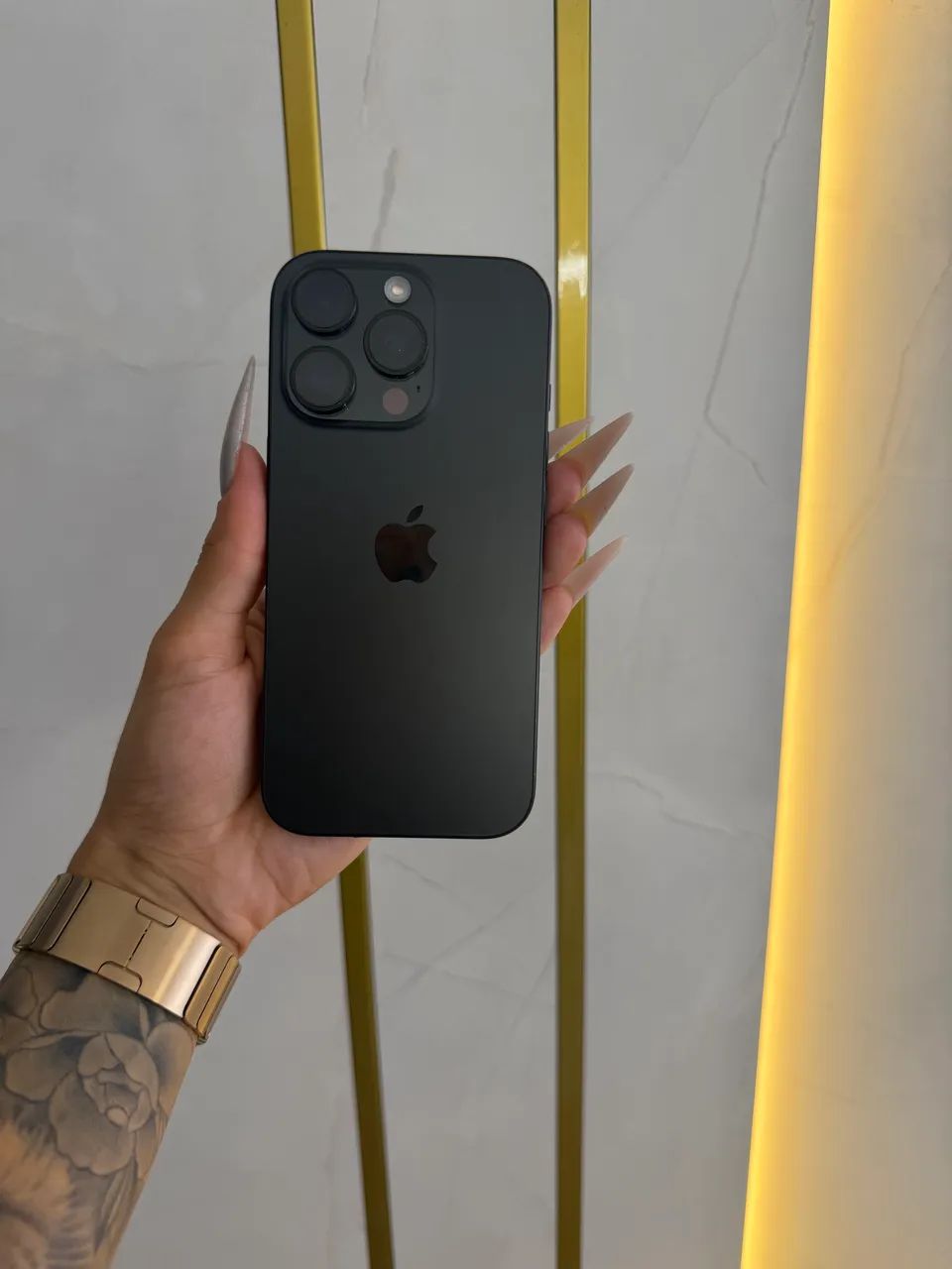 iPhone 16 Pro Titânio Preto 