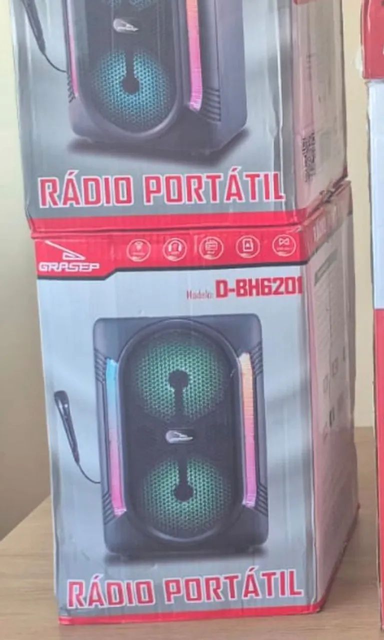 Caixas de som com microfone portateis novas