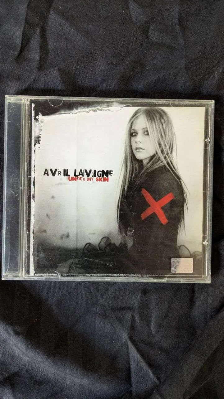 CD Avril Lavigne Under My Skin 
