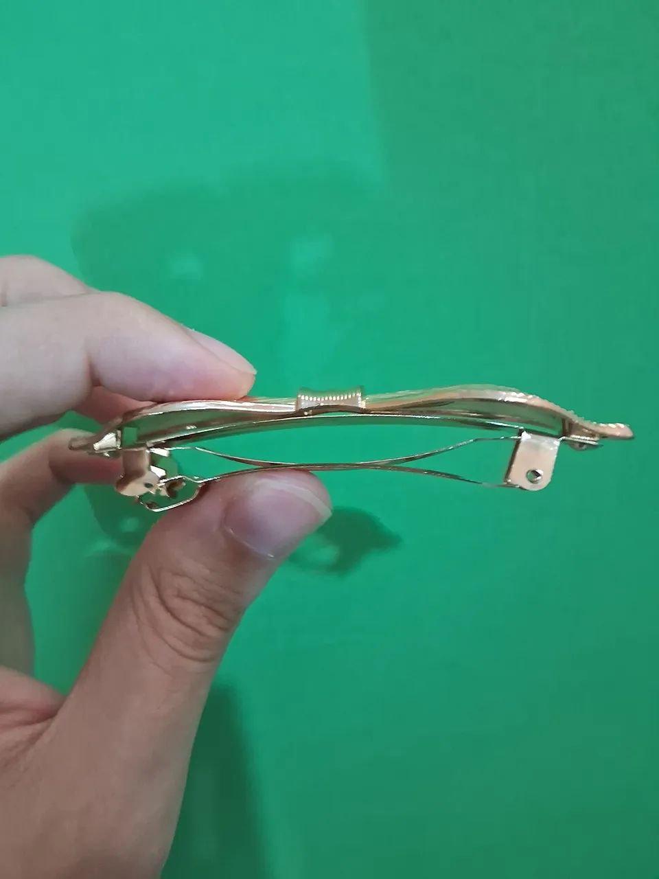 Presilha de Cabelo dourada - Foto 2