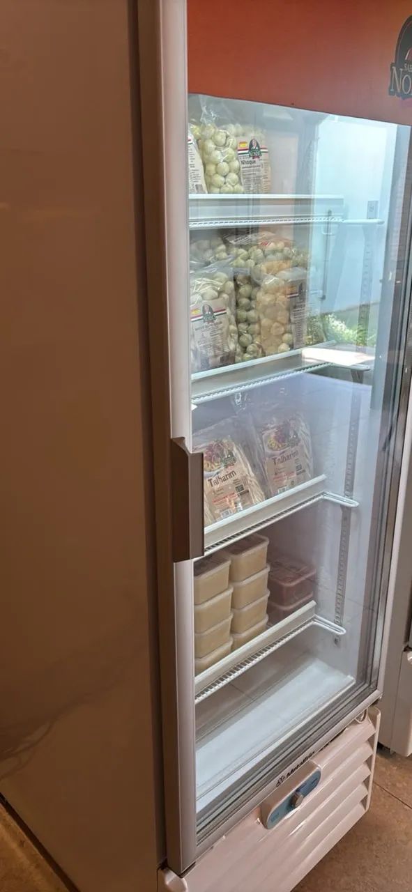 Freezer Vertical Expositor
