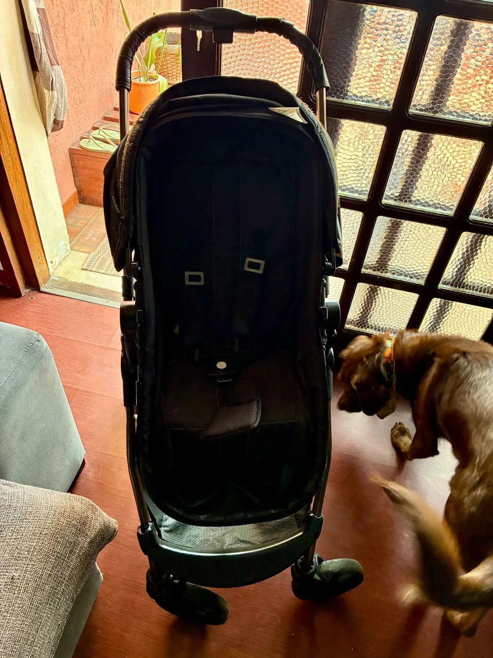 Carrinho de bebê Galzerano Moisés + bebê conforto e base  - Foto 4
