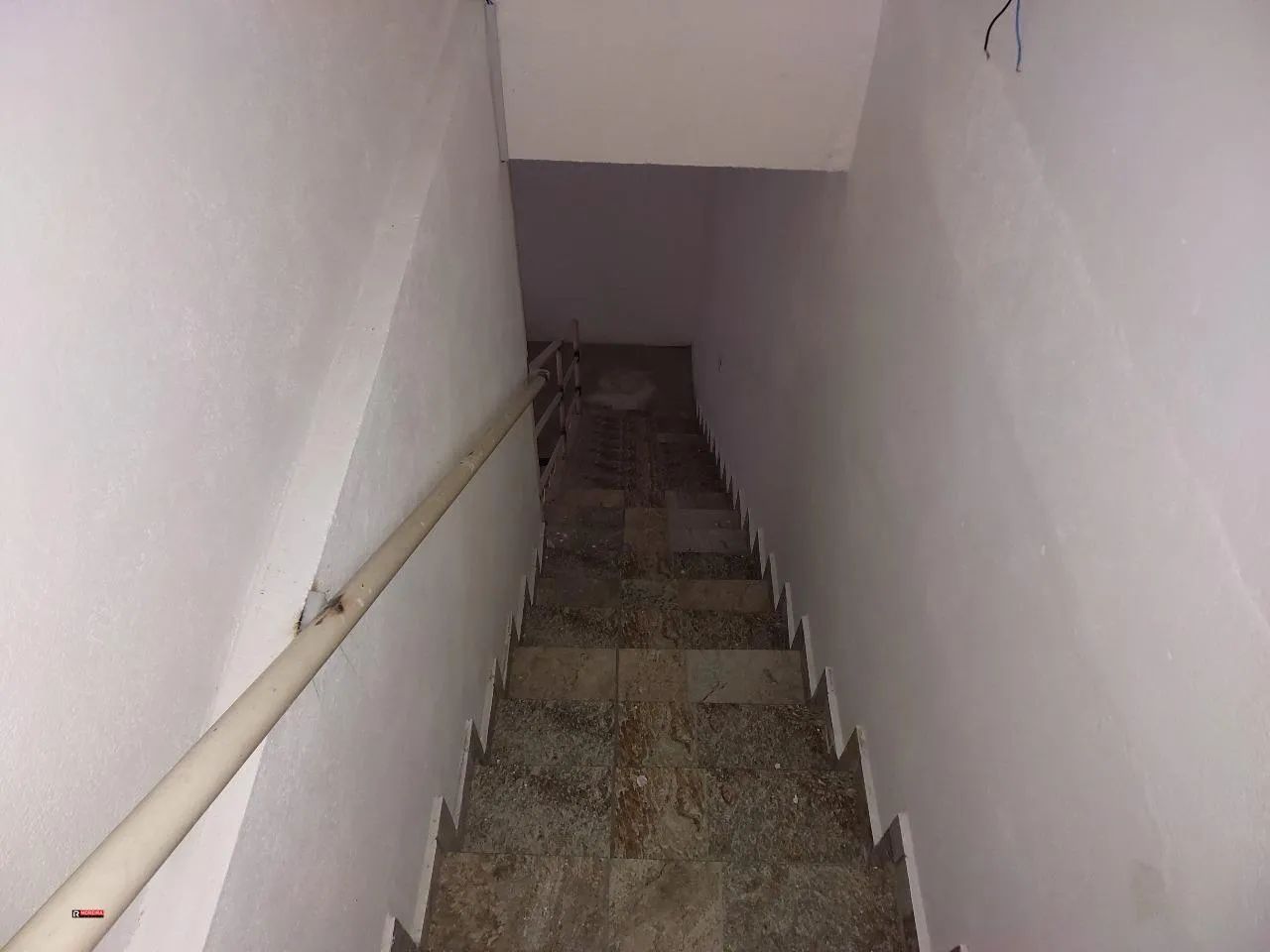 Bairro Tropical - Casa de 02 quartos, 02 vagas. - Foto 5