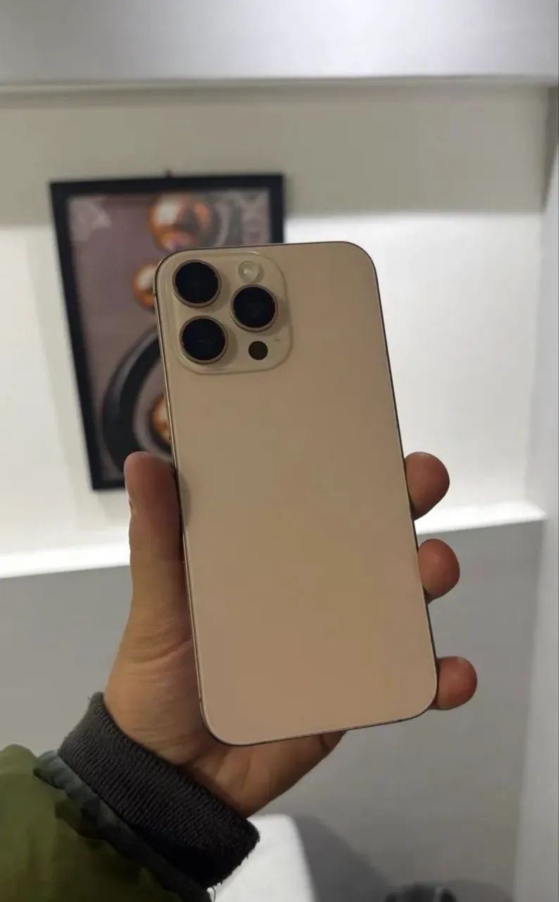 iPhone 16 Pro Max semi novo  - Foto 3