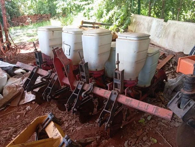 Plantadeira 4 linhas jummil plantio direto - Foto 2