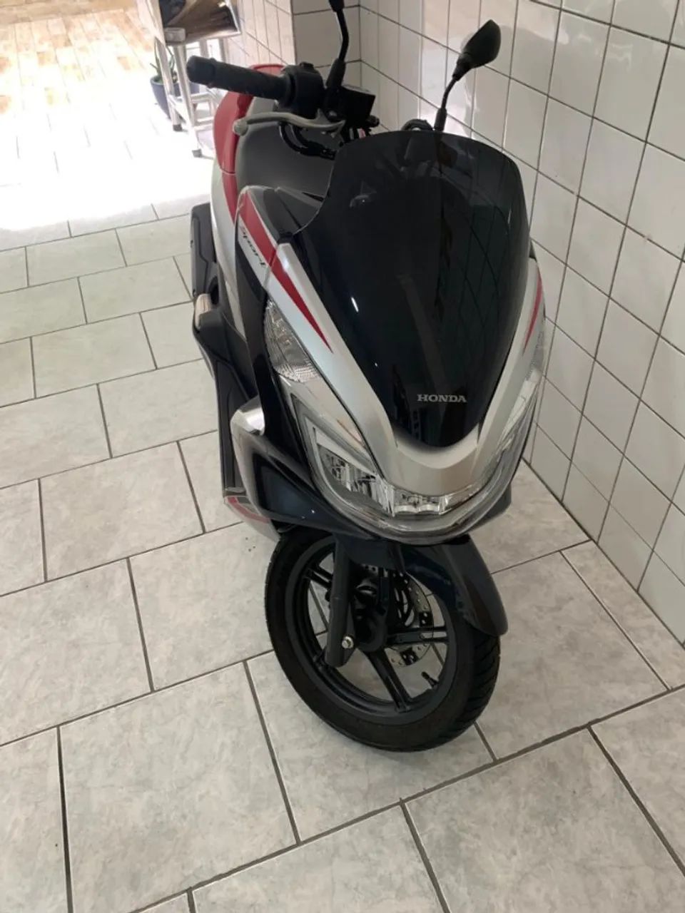 Honda PCX 150 - Foto 3