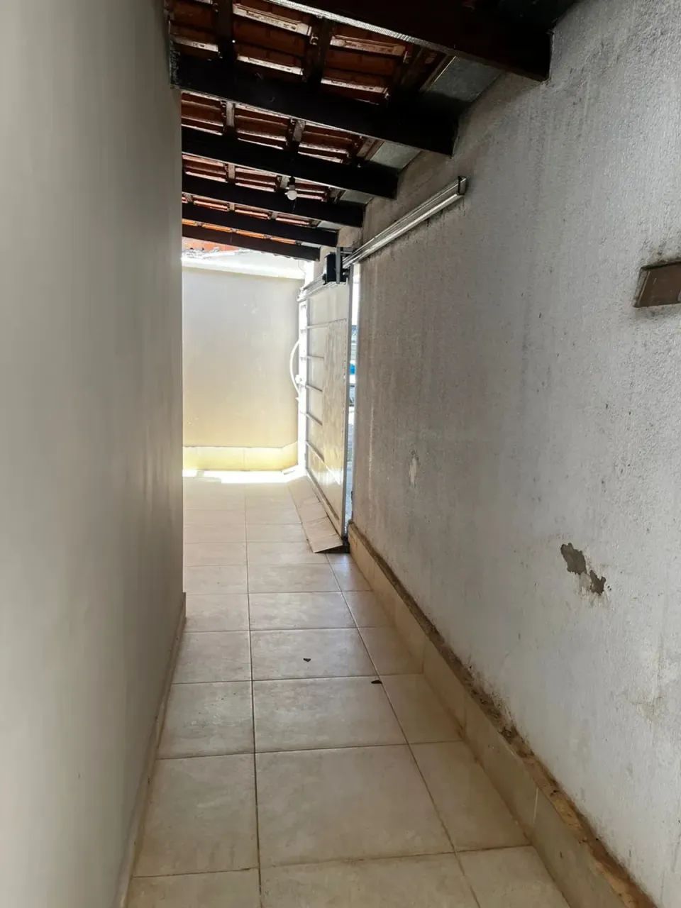 Aluga-se casa 3 quartos sendo 1 suíte - Foto 4