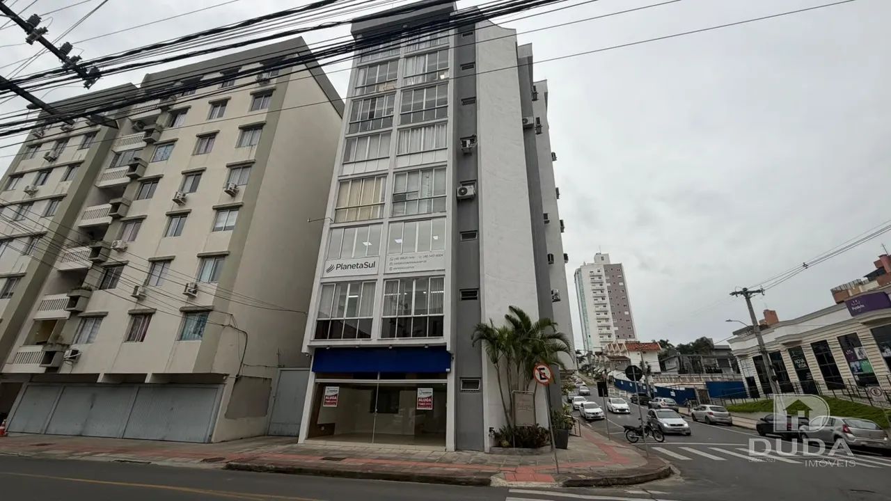 Sala Comercial Térrea Semi-Mobiliada para Locação