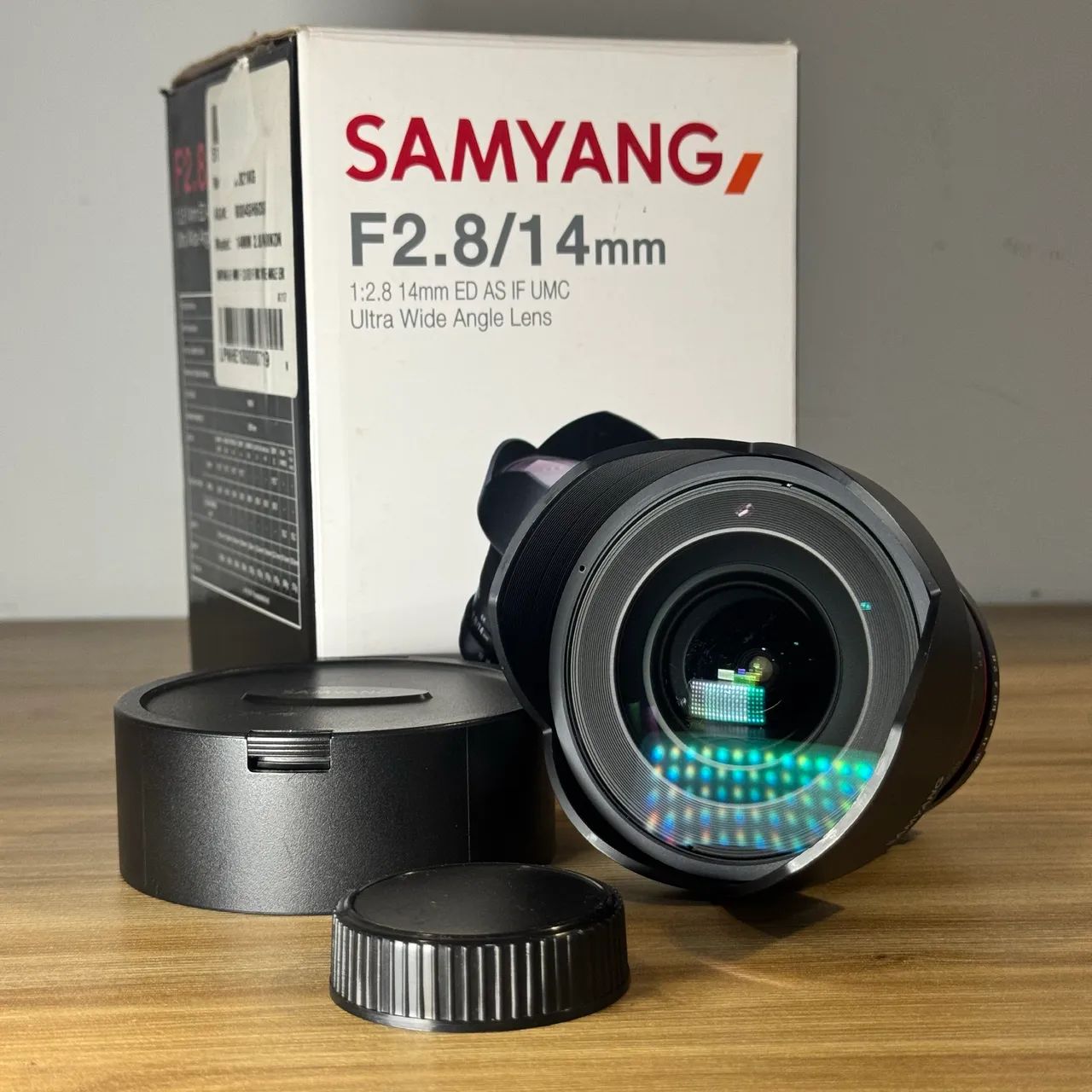 Lente Samyang 14mm F2.8 Manual (Nikon FX) - Acessórios para