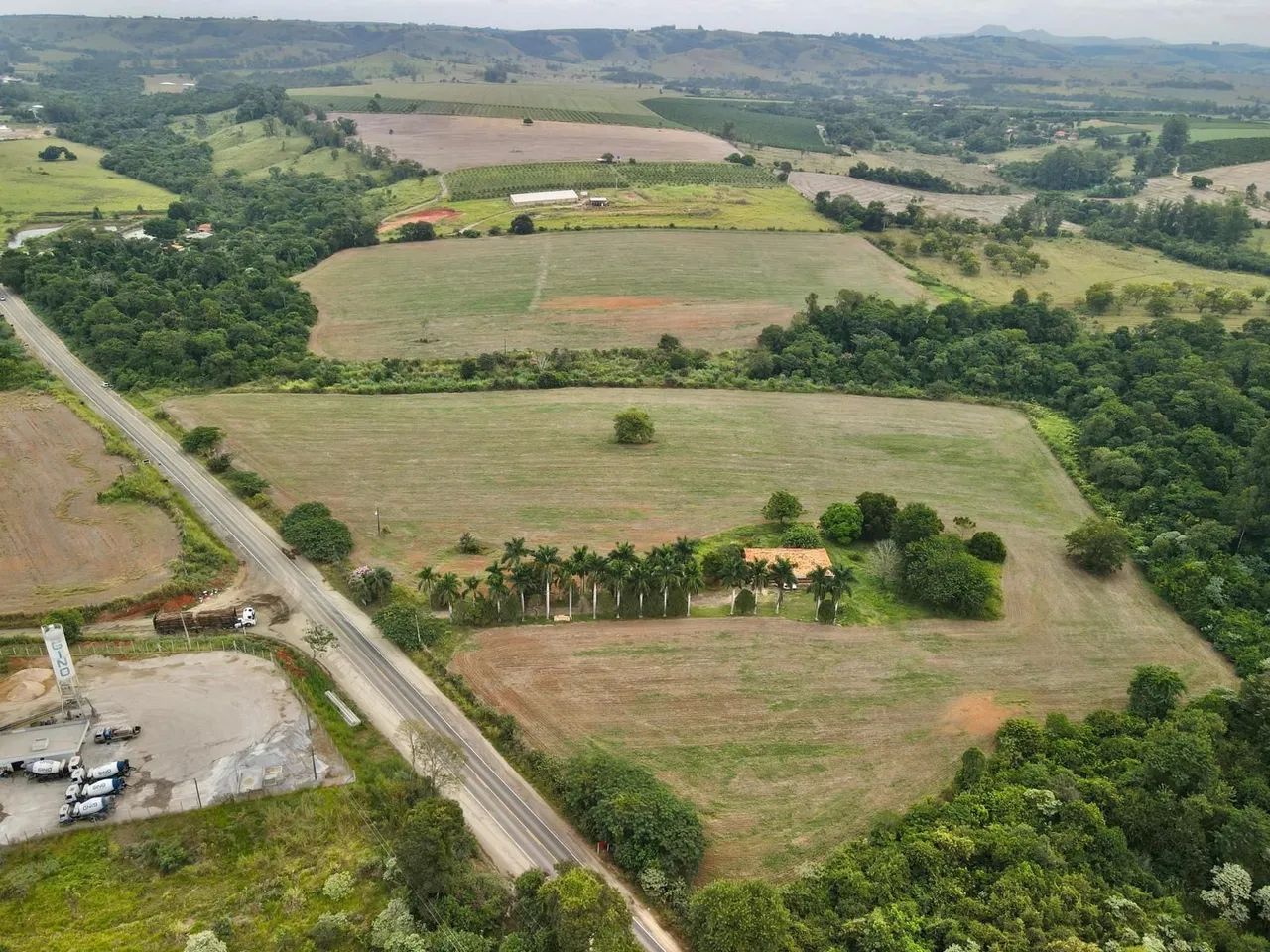 Vende-se Sítio em Carlopolis PR - Foto 3