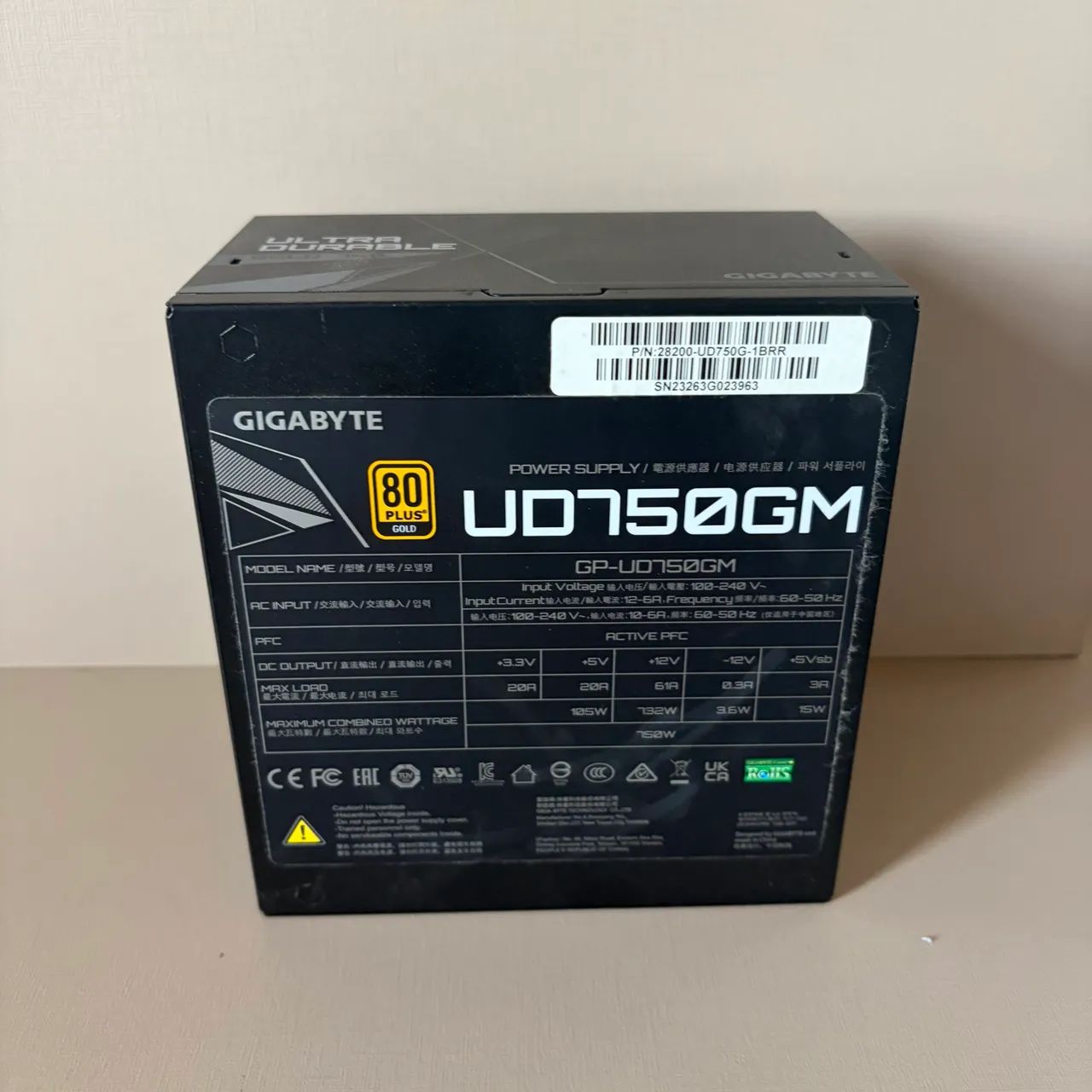 Fonte Gigabyte 750w Modular 80 Plus Gold - Foto 3