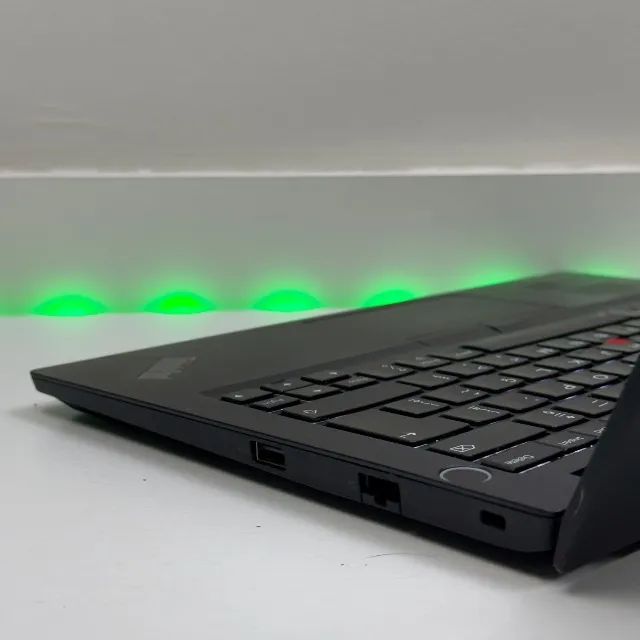 Notebook LENOVO ThinkPad: Ryzen 5 | 256gb SSD | 8gb RAM | Tela