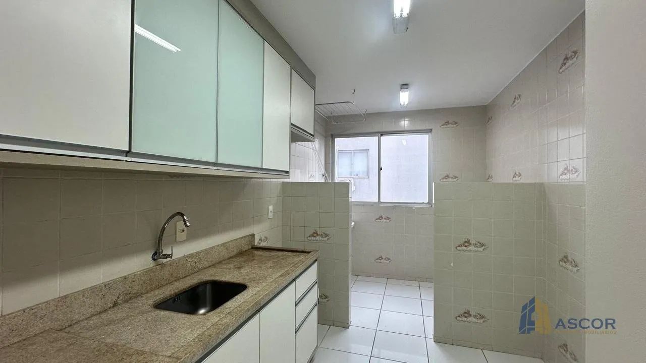 Apartamento à venda em Florianópolis, no bairro Itaguaçu.