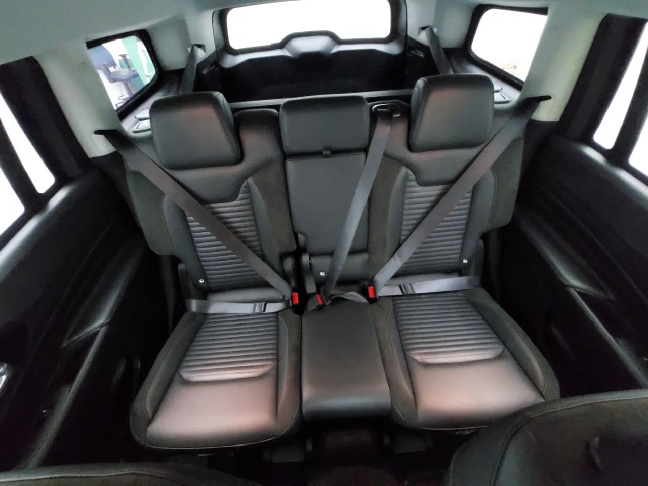 Jeep Commander Limited T270 1.3 TB Flex Aut., foto 18 de 18