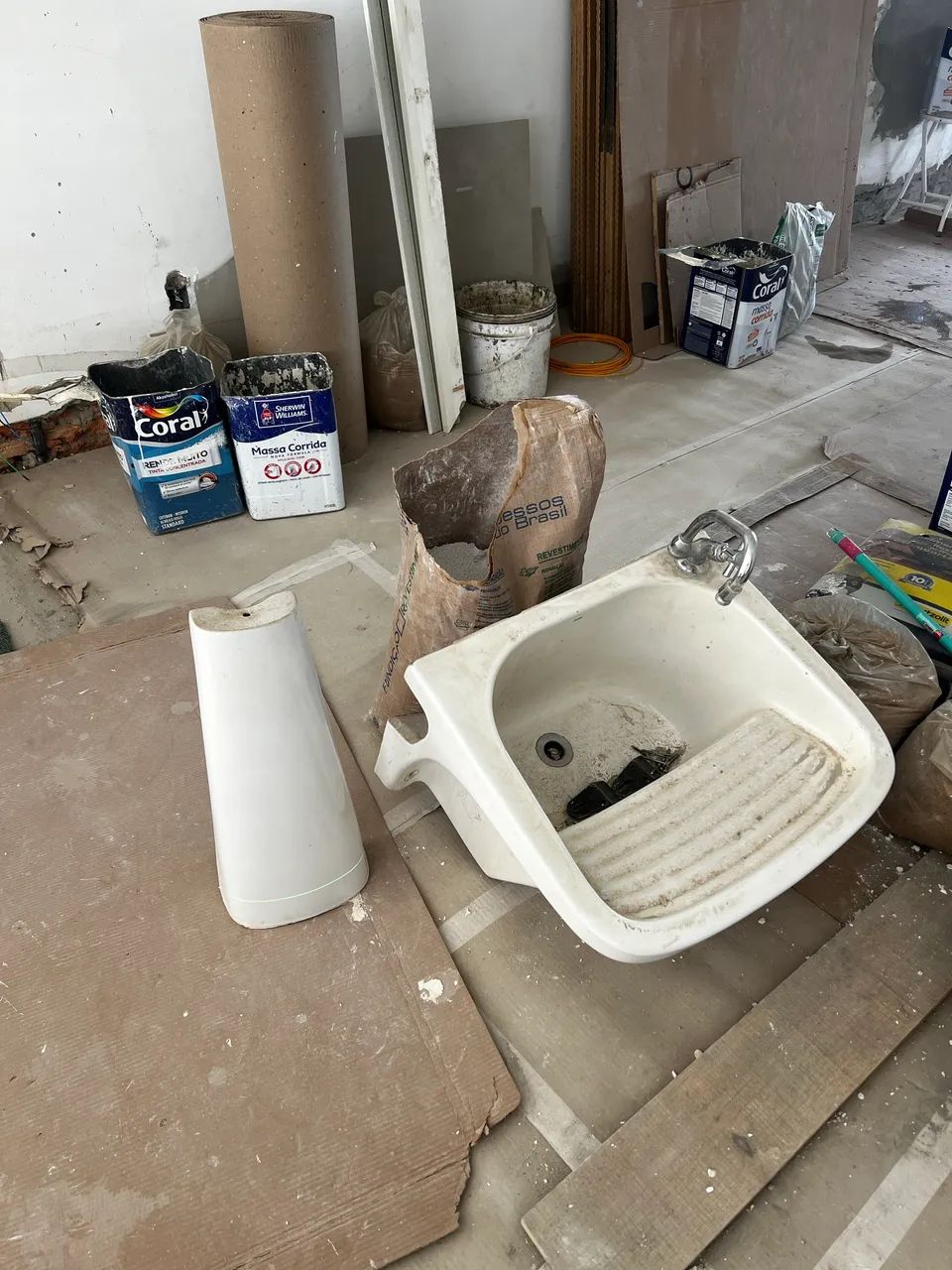 Lavatório área de serviço 