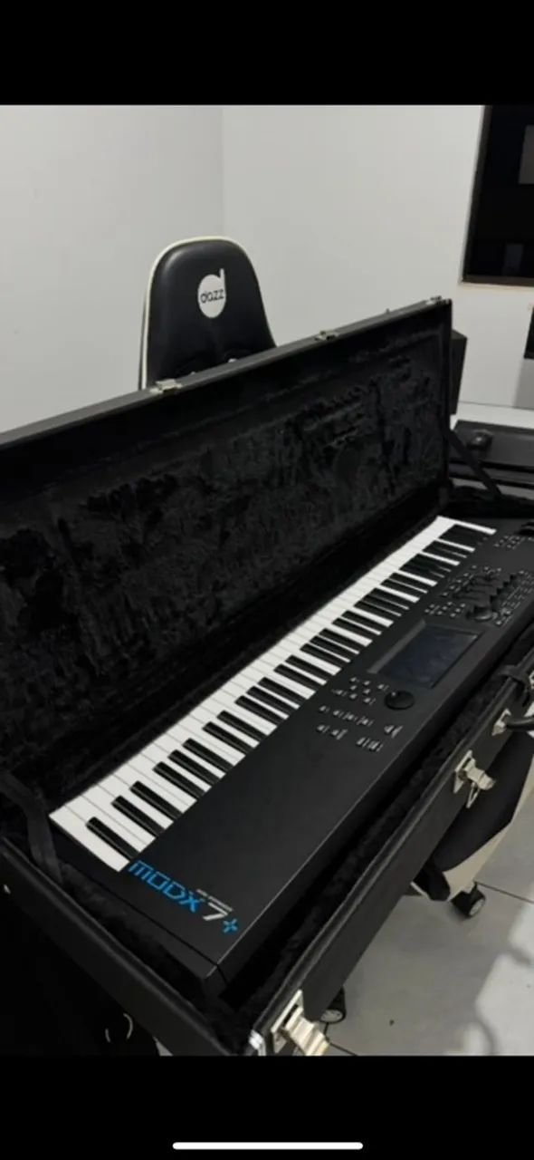 Teclado Yamaha MODX7+ - Foto 5