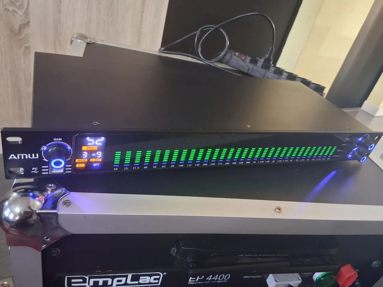 Equalizador Grafico digital,  31 bandas , Led com Gate - Foto 3