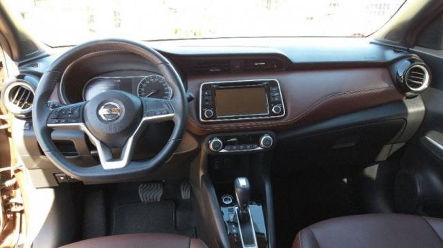NISSAN KICKS NAC. SL 1.6 16V CVT FLEX Marrom 2017/2018 - Foto 6