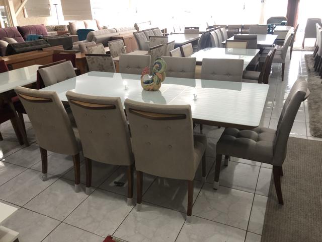 Mesa vitoriana maior oito cadeiras Luxor na madeira - Foto 5