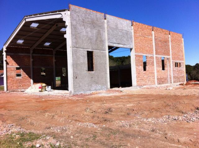 Barracão 500 m²