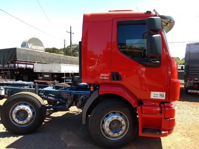 Volvo Vm 260 4 eixo