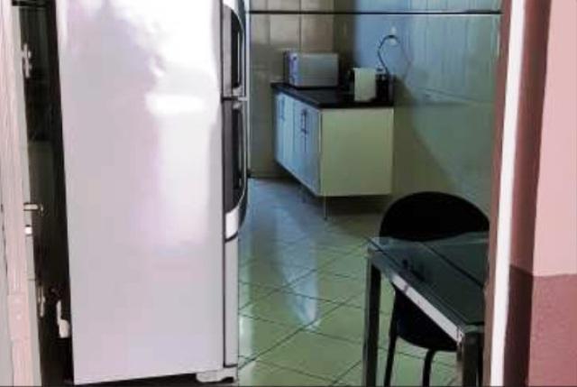 Localização excelente no bairro joão pinheiro,rua cata preta,casa espaçosa arejada,com ilu - Foto 6
