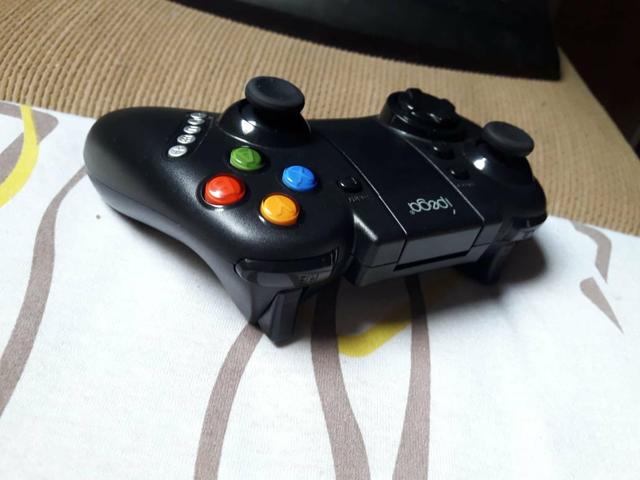Vendo controle ípega9021 novinho