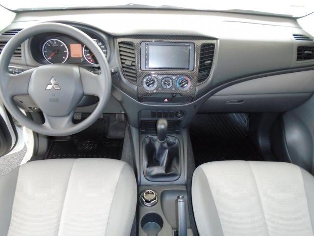 L200 Triton OUTDOOR 2.4 Flex 16V CD Mec. zero Km - Foto 4